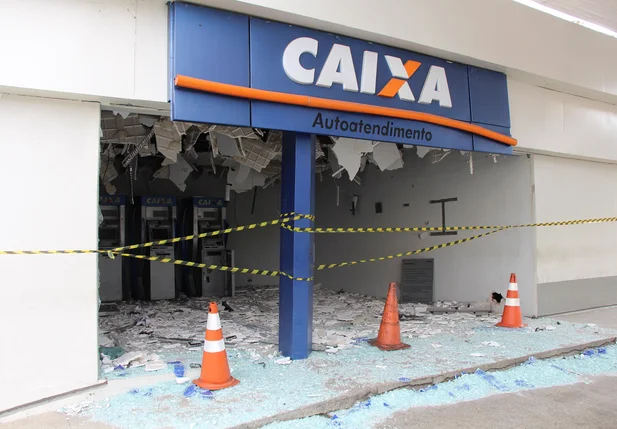 Posto de autoatendimento da Caixa da Avenida Frei Serafim foi alvo de criminosos