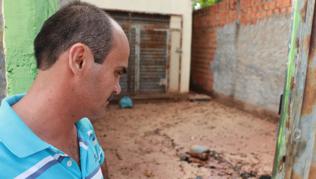 Casas são violadas pela água 