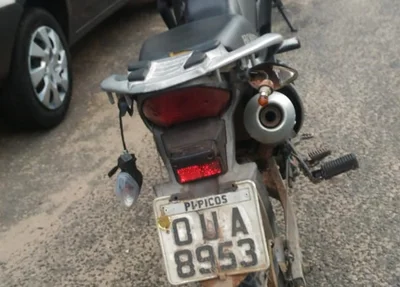 Motocicleta apreendida pela PM