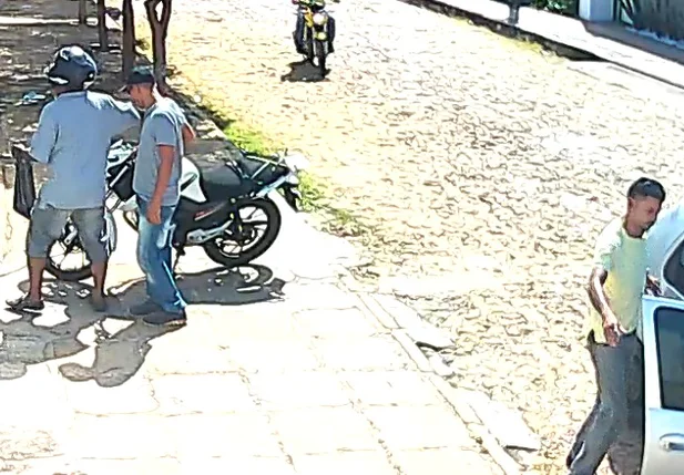 Câmera flagra assalto a atelier na zona leste de Teresina