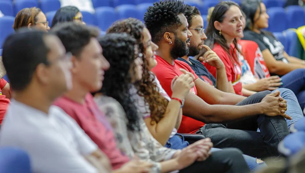 Professores do município na Câmara de Vereadores