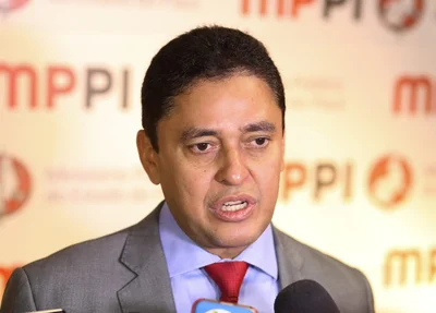 Cleandro Moura