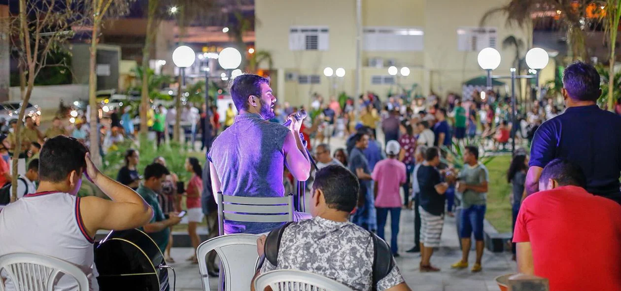 Show é realizado para entreter populares 