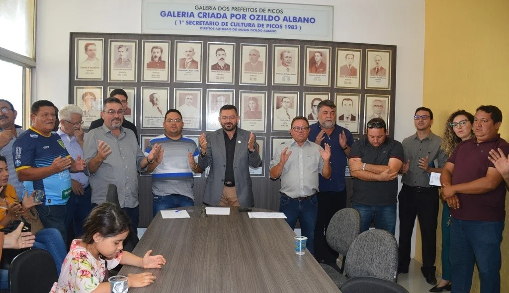 Solenidade de posse foi encerrada com oração do Pai Nosso
