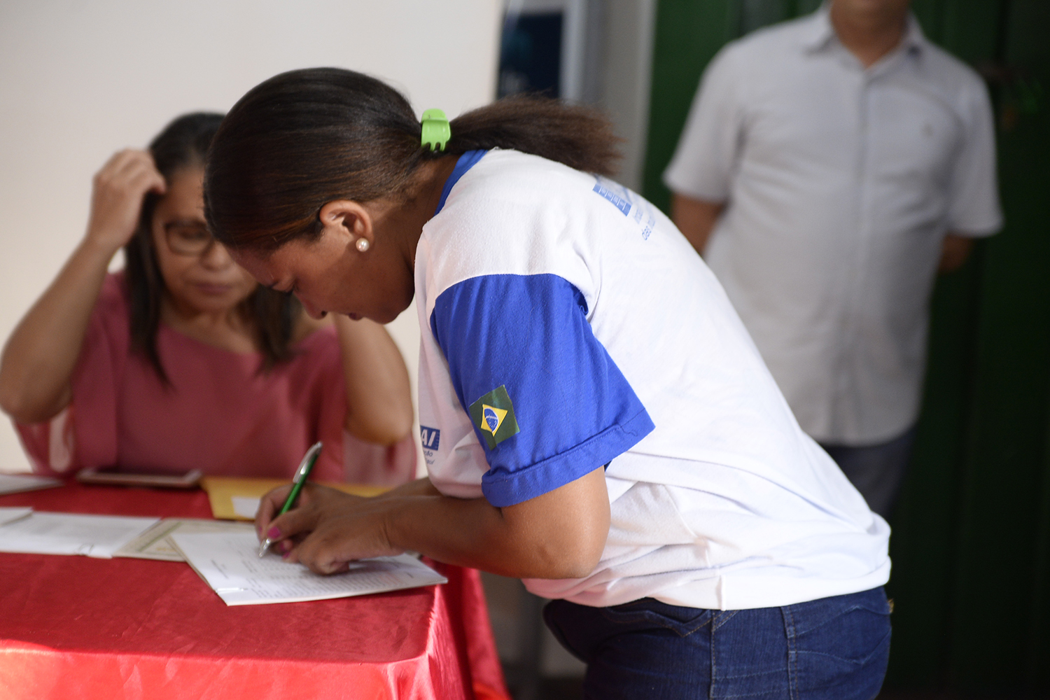 A aluna do curso de Operador de Computador 