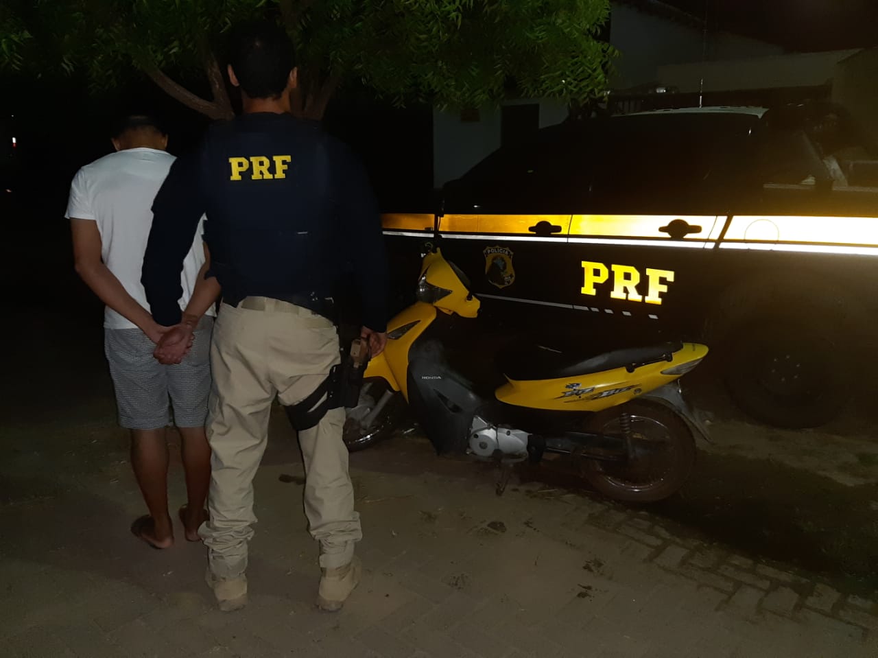 Veículo foi recuperado pela PRF