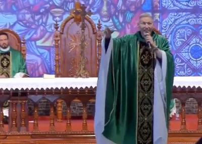 Padre Marcelo Rossi sofre atentado durante missa