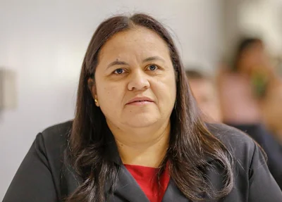 Elisângela Moura
