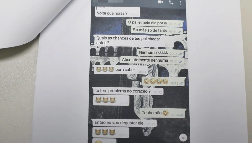 Mensagens no WhatsApp