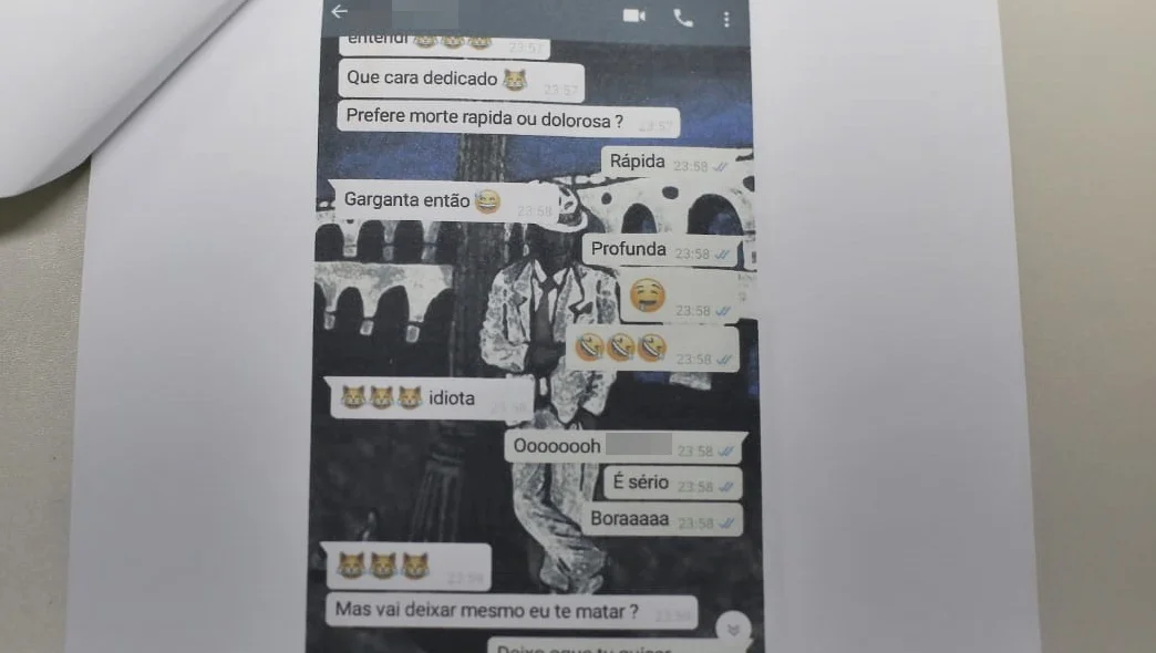 Troca de mensagens entre Ítalo Rodrigo e o acusado