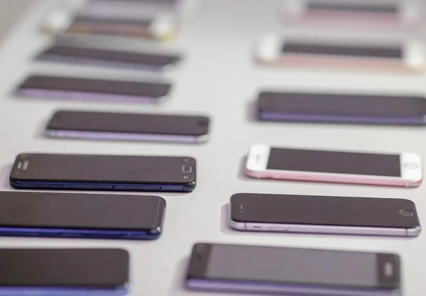 Celulares restituídos aos donos
