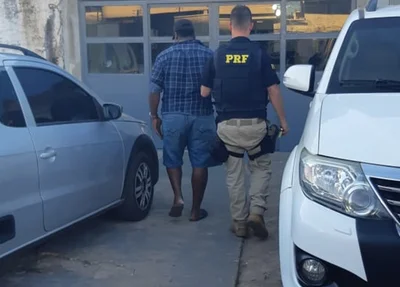 Homem preso por dirigir embriagado