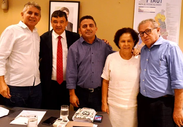 Professor Ribinha em encontro com Wellington Dias