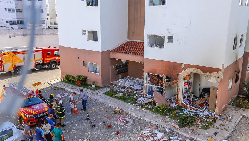 Vazamento de gás causa explosão em apartamento e deixa dois feridos em Teresina 