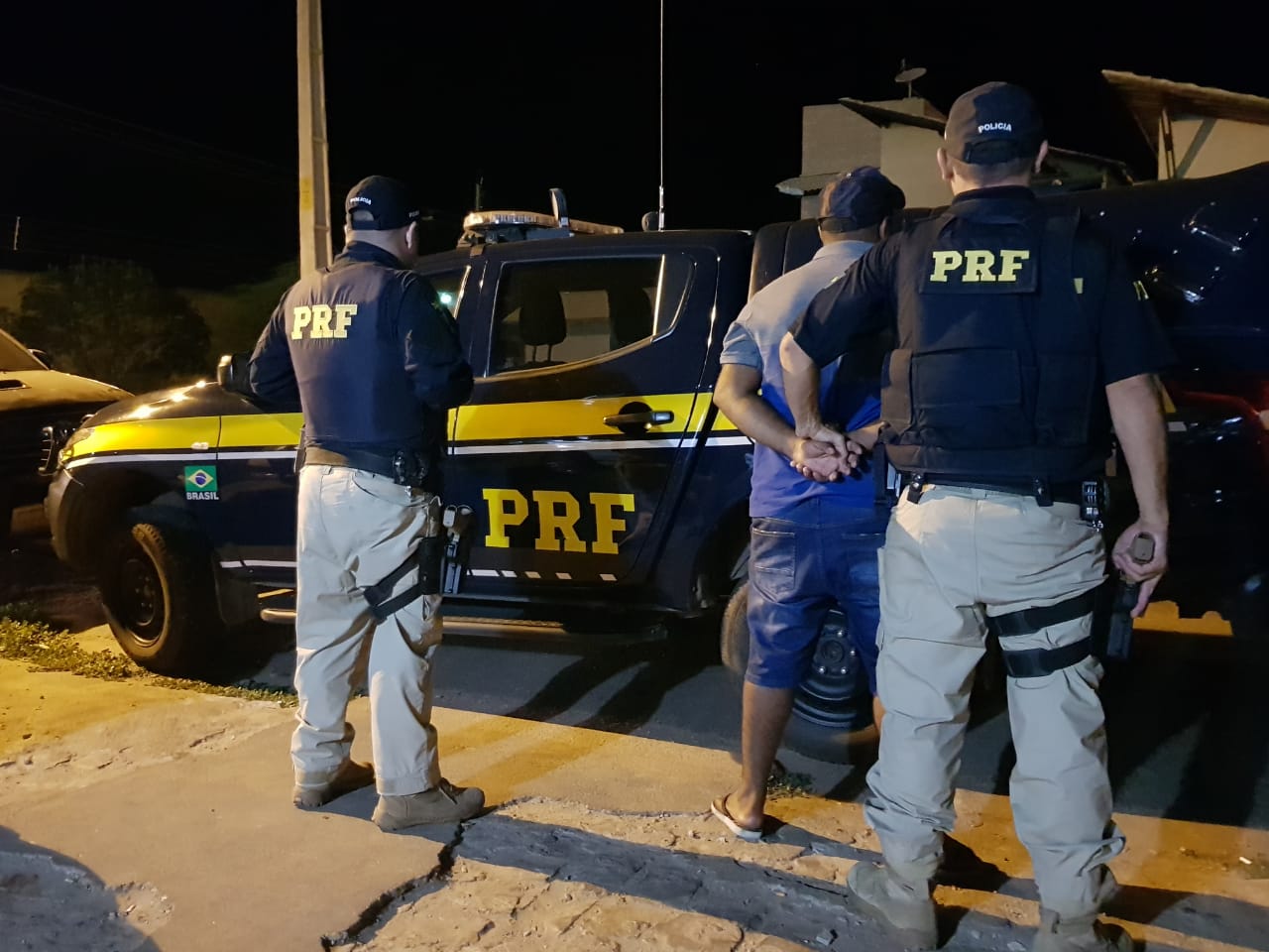 Condutor de veículo é preso pela PRF