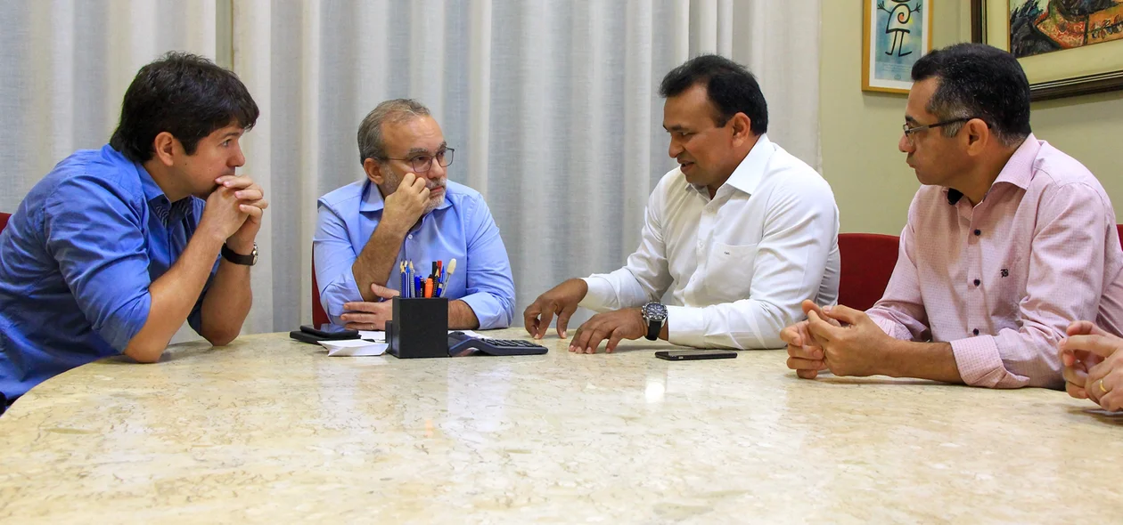 Reunião entre Firmino Filho e Fábio Abreu