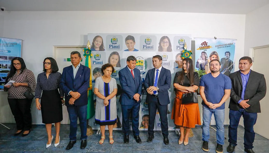 A solenidade aconteceu no Salão Azul