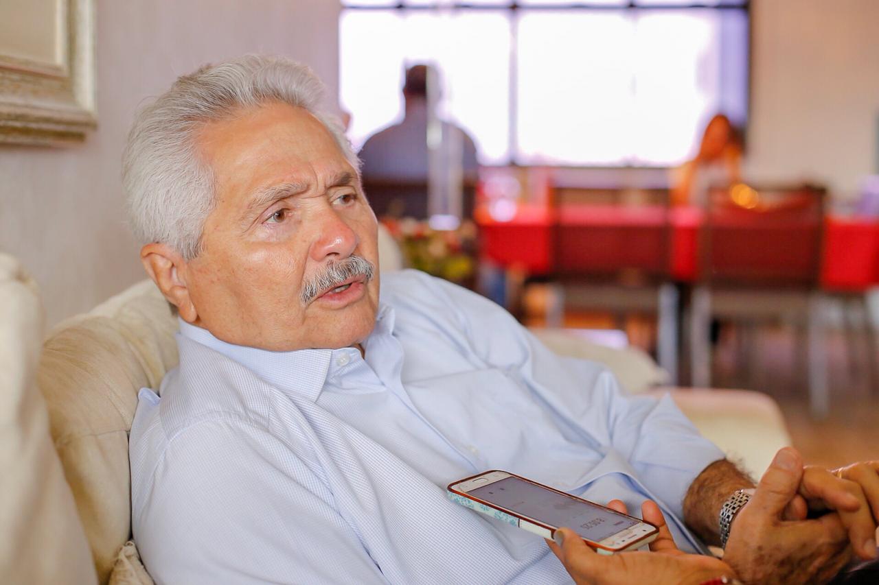 Senador Elmano Férrer 