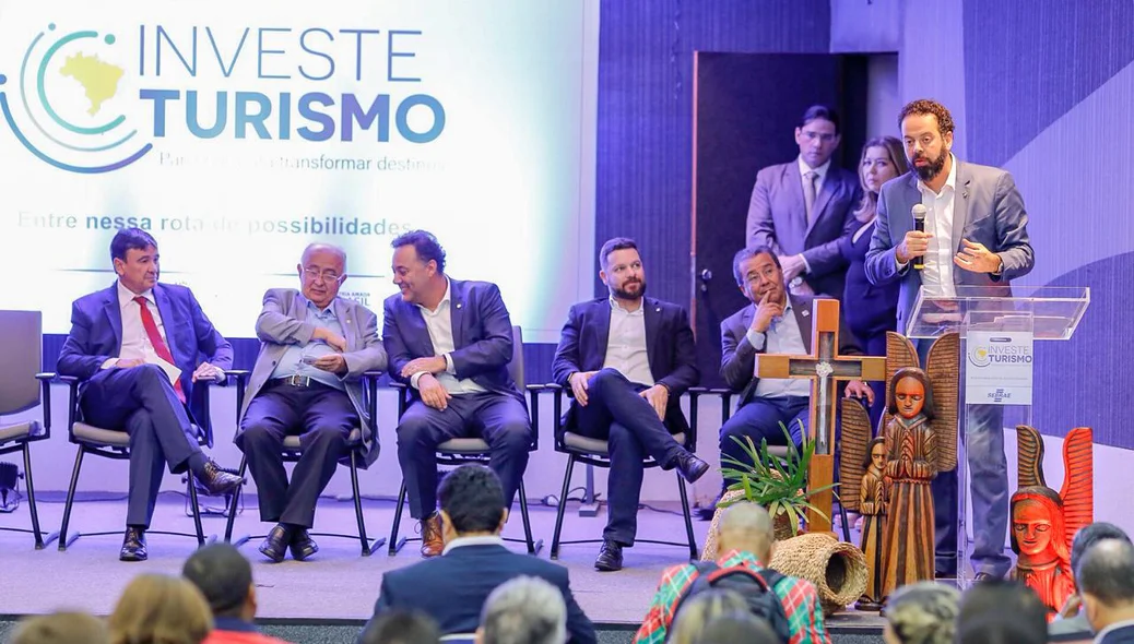 Ministro interino do Turismo, Daniel Nepomuceno 