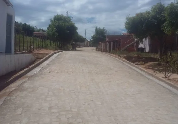 Calçamento em Picos