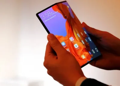 Samsung promete lançar celular dobrável Galaxy Fold 