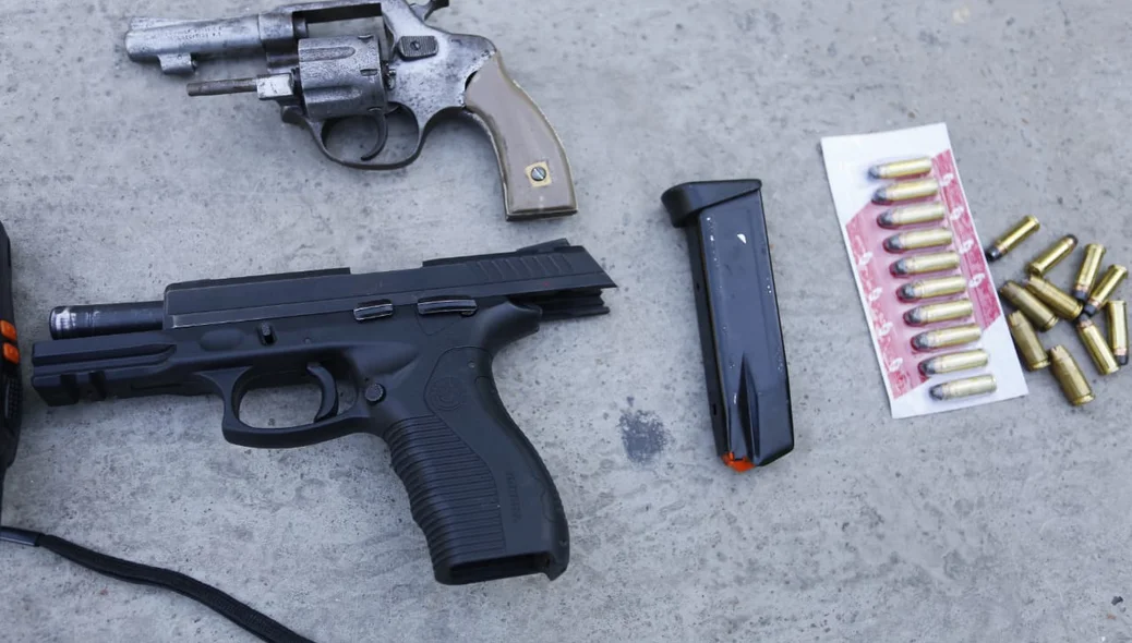 Armas e munições apreendidas