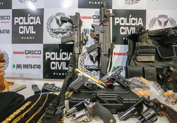 Operação Guará prende sete pessoas e apreende várias armas e drogas em Teresina