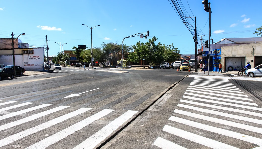 Cruzamentos de rua em Teresina Piauí 