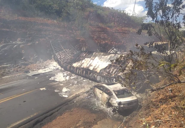 O acidente ocorreu na BR 135, conhecida como Rodovia da morte