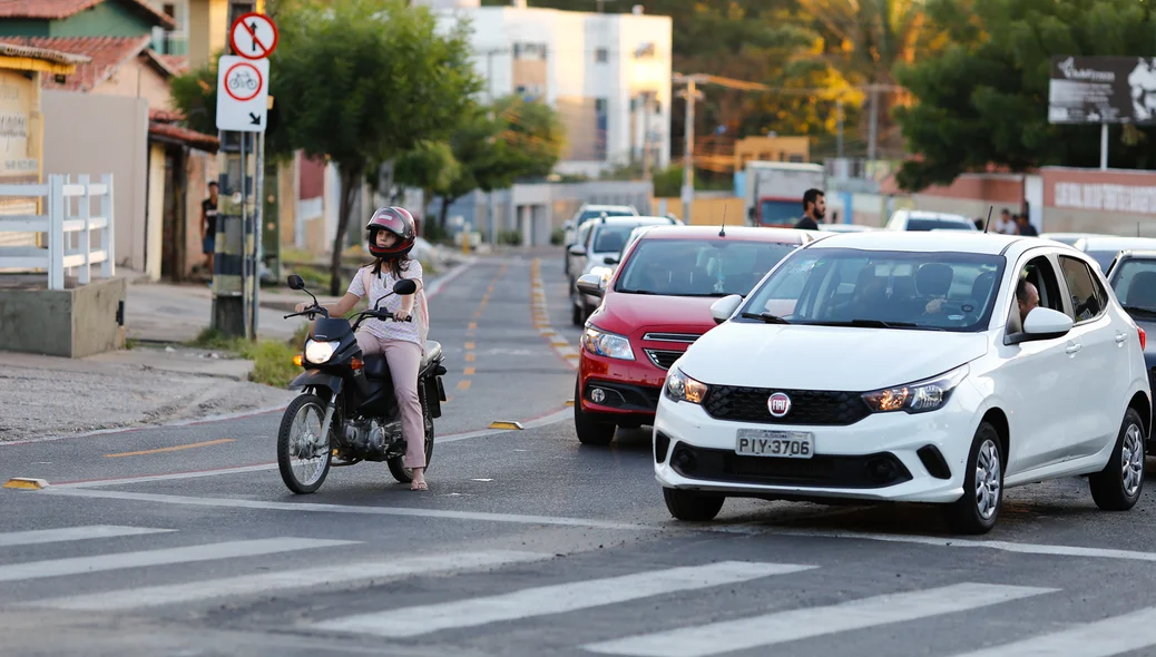 Manifestação aconteceu na tarde desta terça-feira