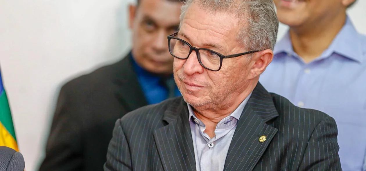 Assis Carvalho, presidente estadual do PT e deputado federal também participou do evento