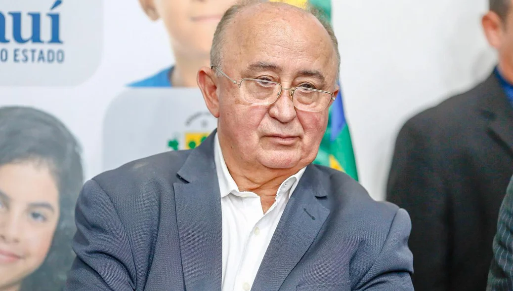 O deputado federal Júlio César participou da solenidade 