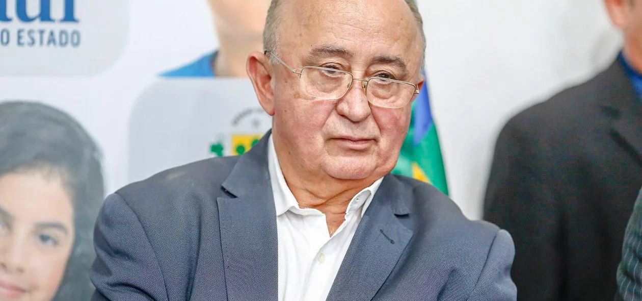 O deputado federal Júlio César participou da solenidade 