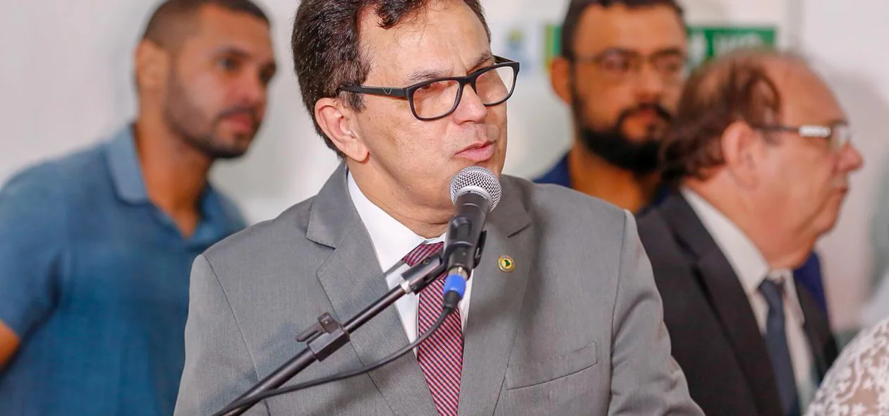 Zé Santana, secretário da SASC