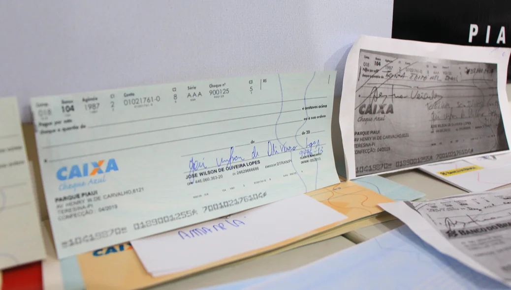 Cheques apreendidos