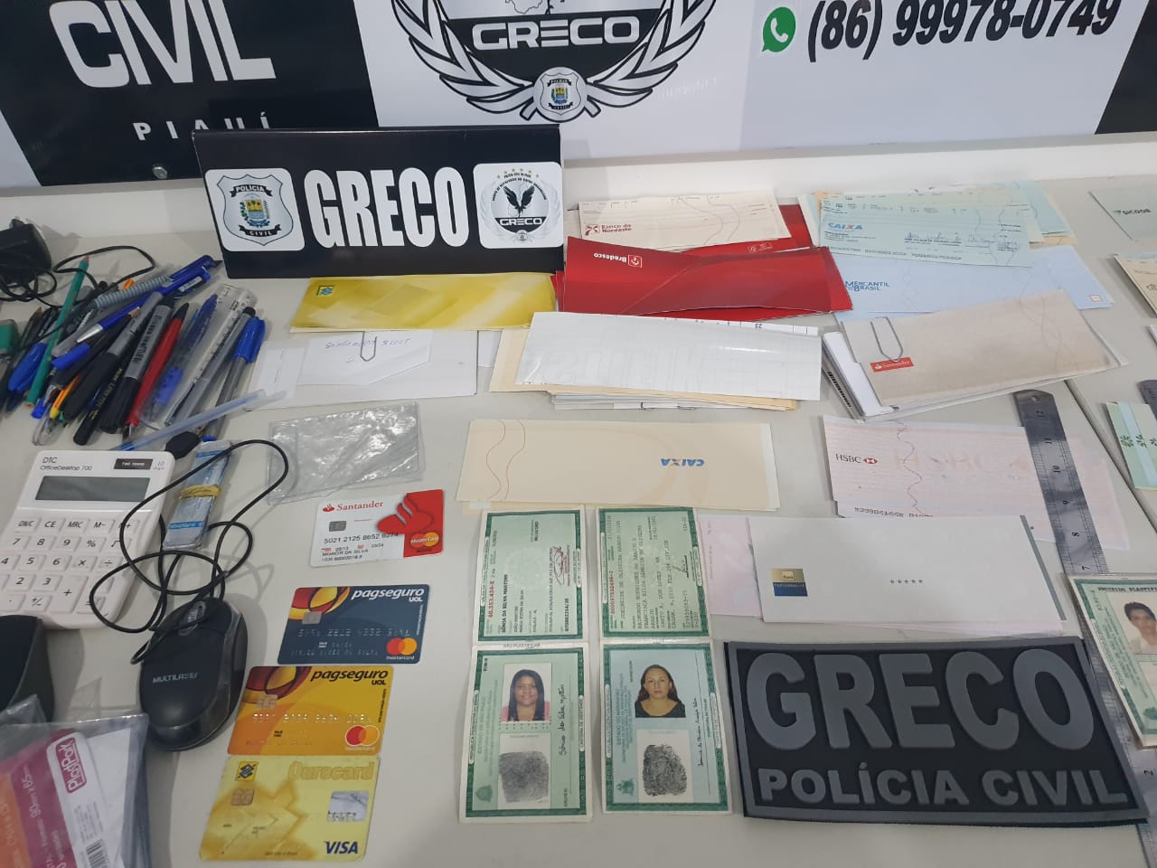Material apreendido pelo Greco