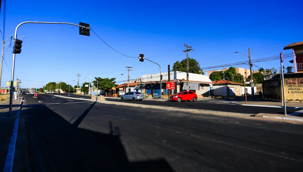 Avenida Higino Cunha com rua Canadá 