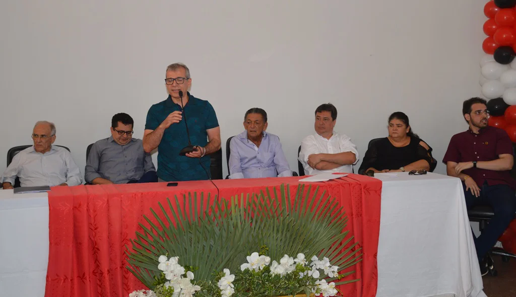João Vicente faz abertura do encontro