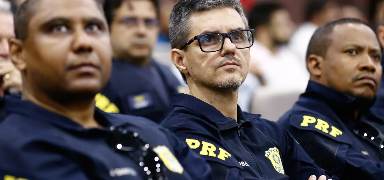 Policiais Rodoviários Federais prestigiam a posso do novo superintendente 