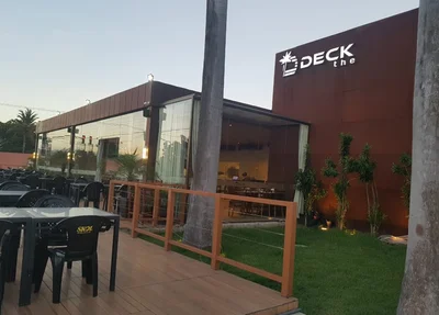 Restaurante Deck The
