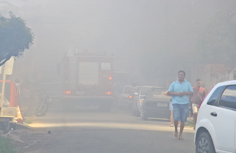 De acordo com o subtenente Nunes, do Corpo de Bombeiros, a situação está controlada