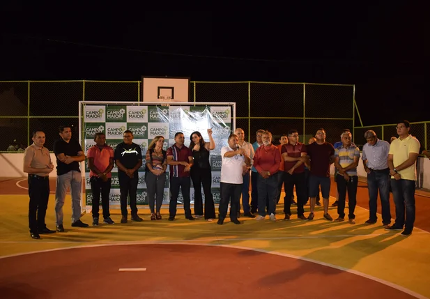 Reforma na quadra do bairro Cidade Nova em Campo Maior