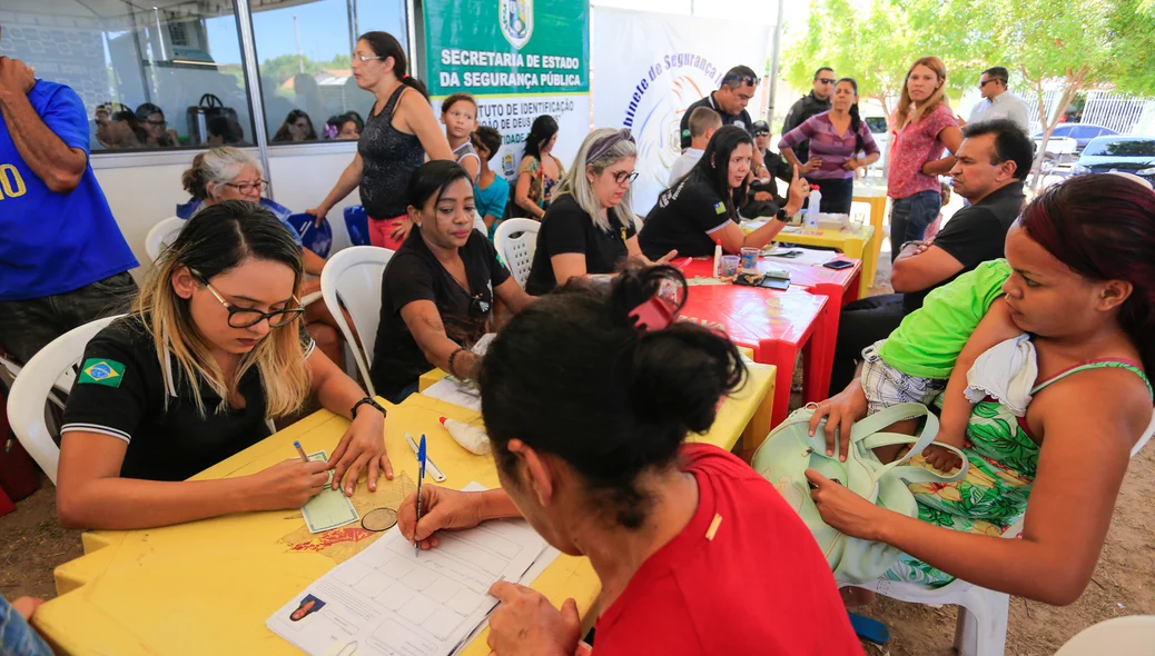 Vários serviços oferecidos para a população 