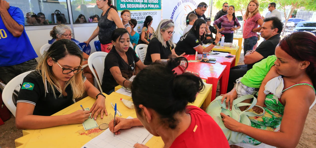 Vários serviços oferecidos para a população 
