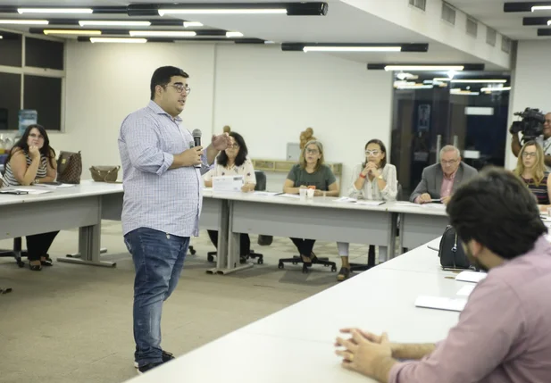 Leonardo Carrarretto realiza palestra em Teresina