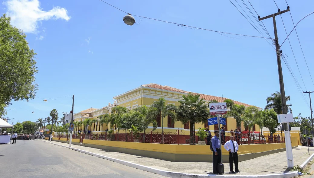 Escola Tenente Coronel José Francisco Miranda de Osório, em Parnaíba 