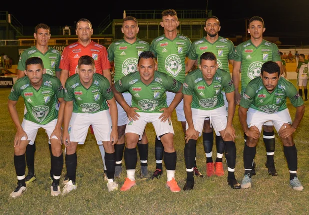 Seleção Francisco Santos passa para semifinal