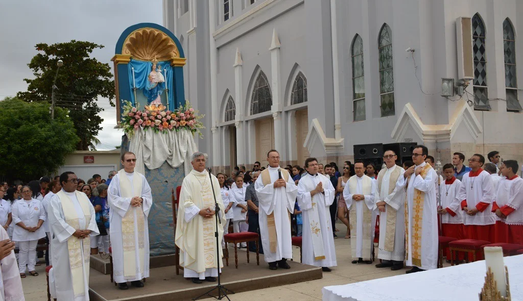 Celebração foi presidida por dom  Plínio