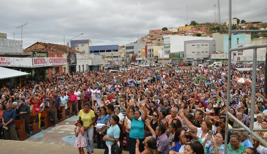 Festa da padroeira reúne multidão