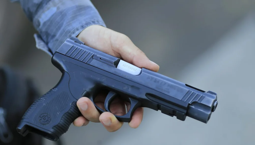 Pistola de uso policial